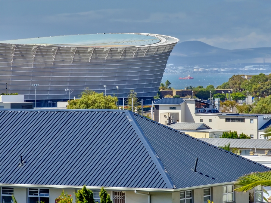 2 Bedroom Property for Sale in Green Point Western Cape